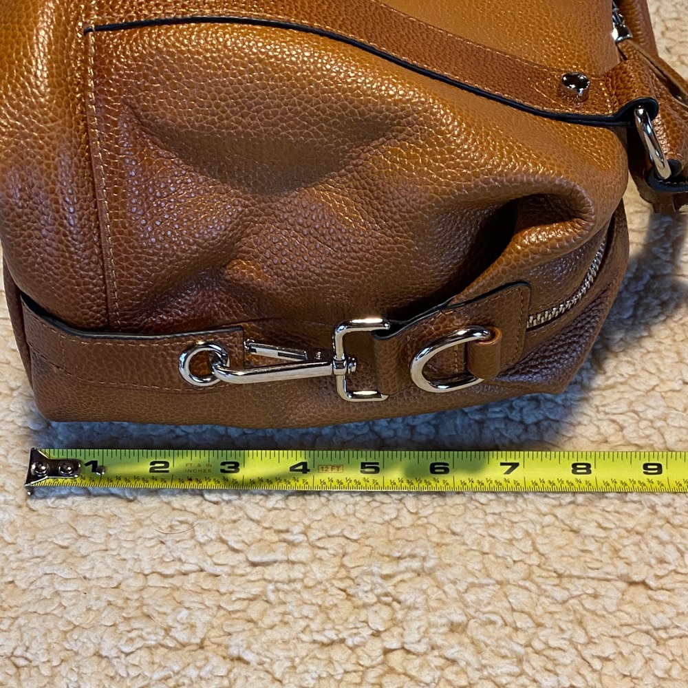 Elegant Brown Leather HeShe Crossbody Handbag - Picture 12 of 16